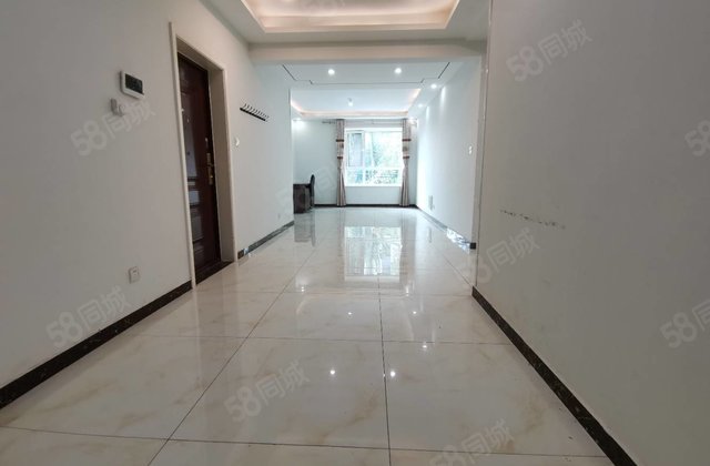 1楼带院 精装修送车储 免大税 新一中 培文 外国语