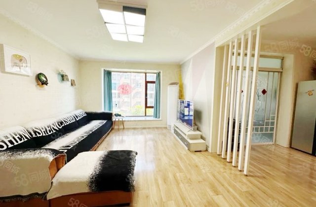 黄河路凤凰新城西区 东边户三室精装文轩医院商超配套齐全