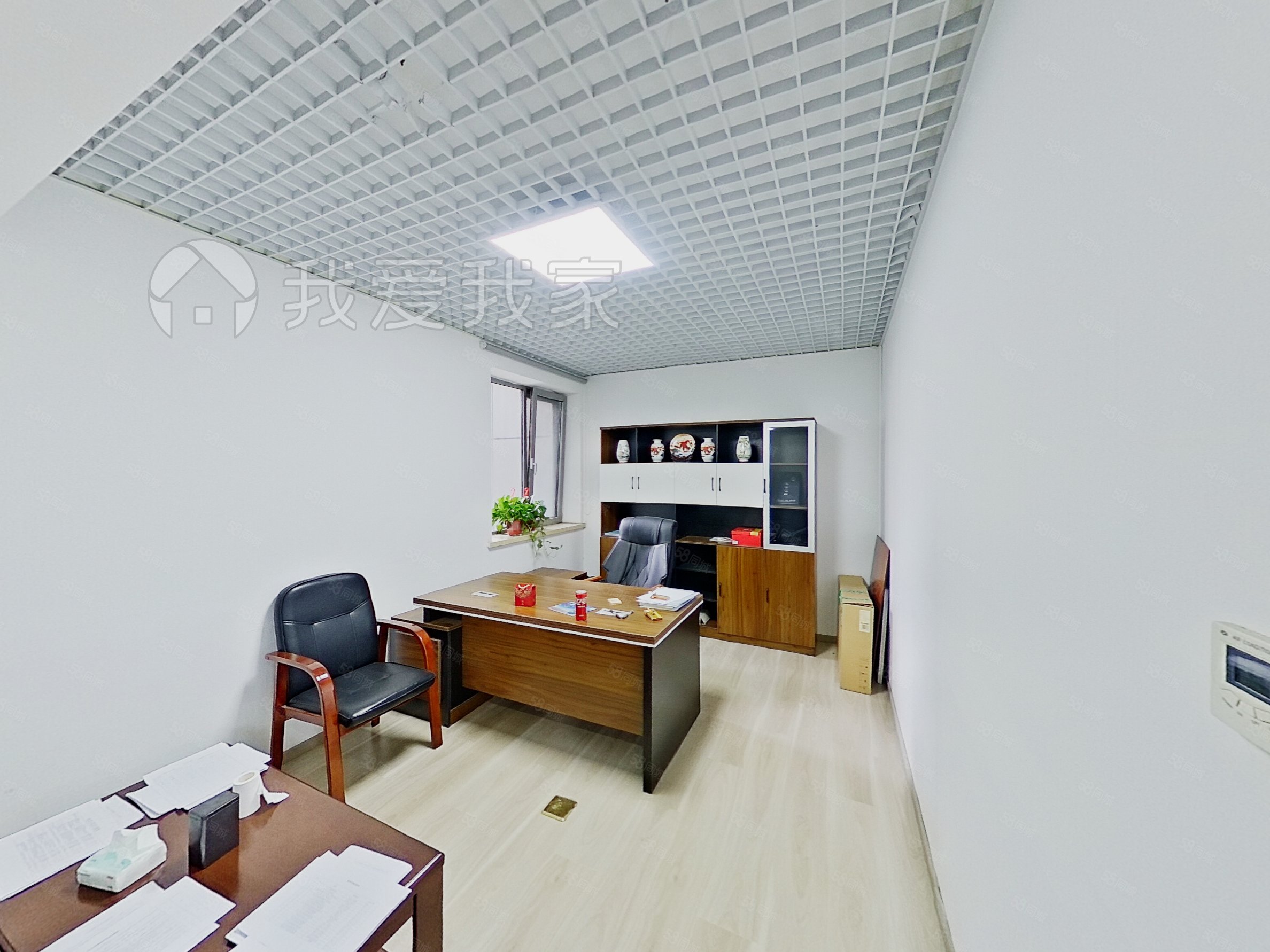 峻峰華亭3室2廳2衛(wèi)200.85㎡東西1020萬