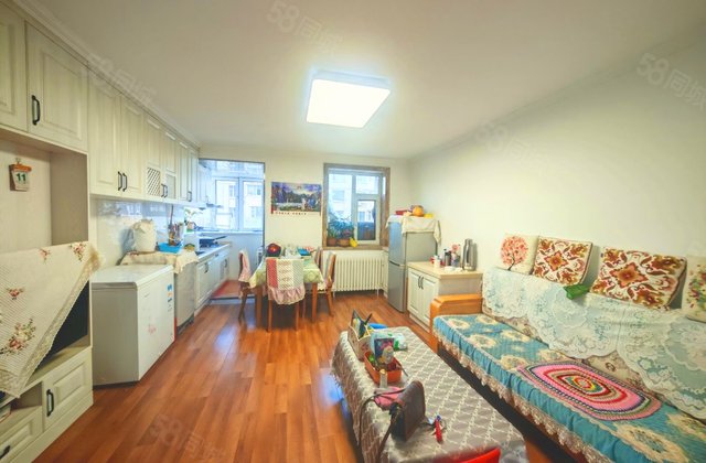 卫星花园(东区)2室2厅73.25㎡37.5万二手房图片