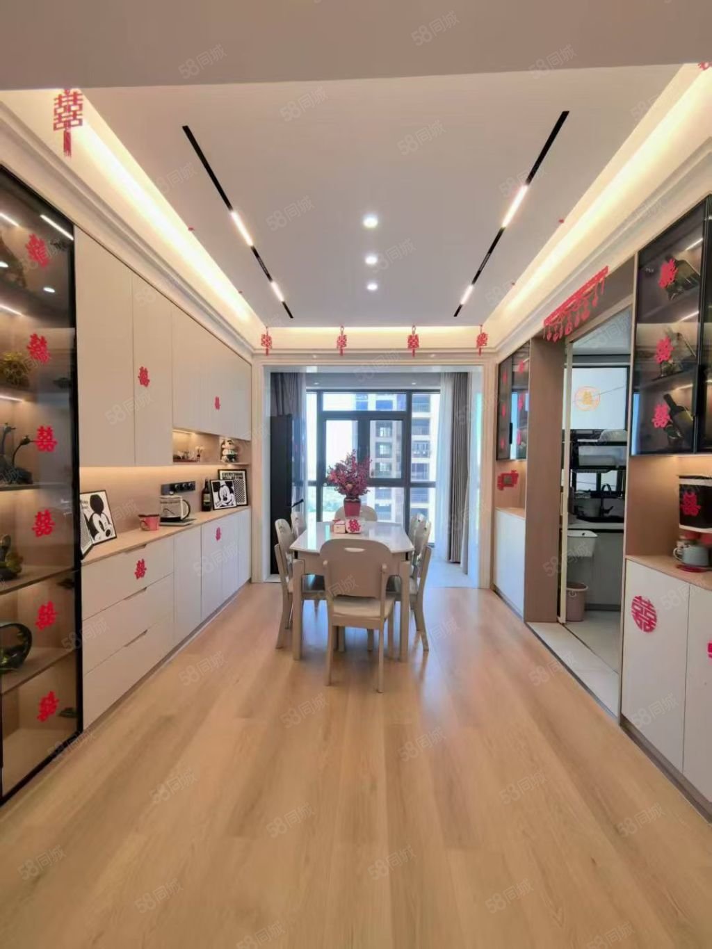 滨江学苑3室2厅2卫121㎡南北78万