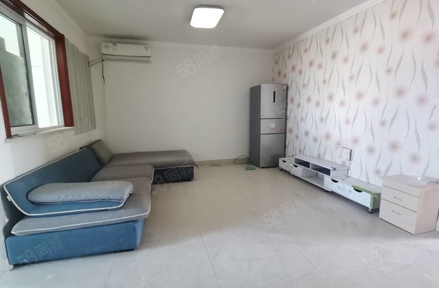 阳光      颐馨园二期带车位 带储 价格合适