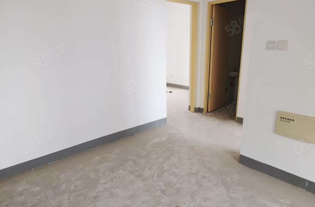 润景苑 两室带电梯 精装好房 小区新 产权清晰 南北通透