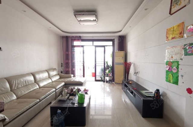 文轩，水木清华，精装三室两卫，方便停车