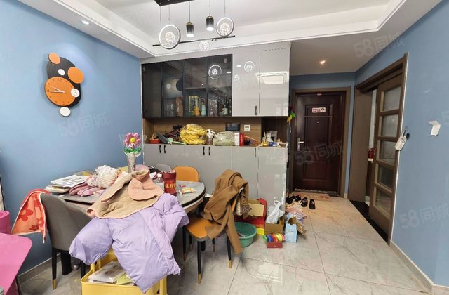 金鹏中国印3室1厅99㎡68.8万二手房图片