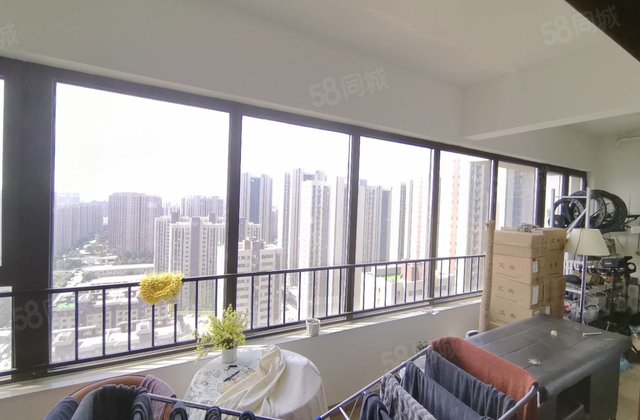 碧桂园国岳府 五居室三卫 215  聊 商圈成熟 正规商品房