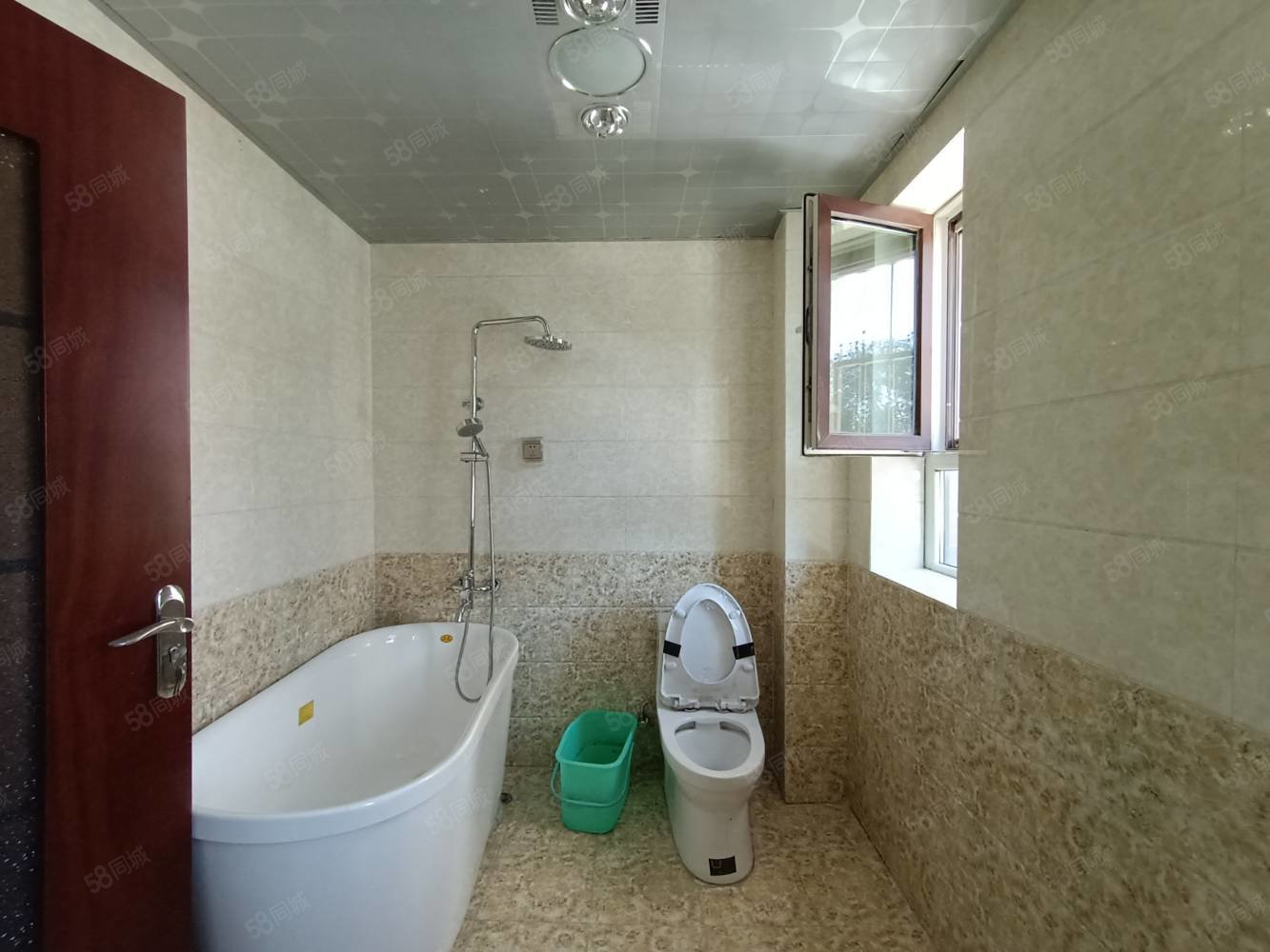 东苑明珠园3室2厅1卫124㎡南北63万