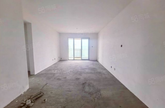 西城鸥鹭湾4室2厅166.07㎡94.8万二手房图片