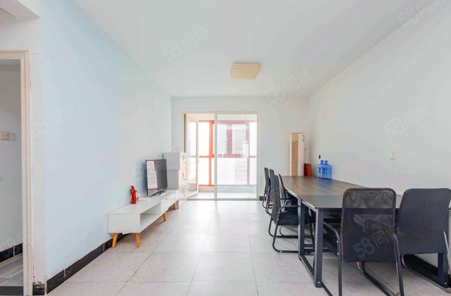 芙蓉万国城MOMA4室2厅129.14㎡92.8万二手房图片