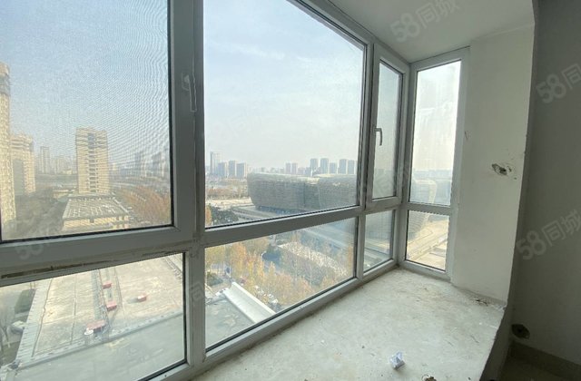 徒骇河  河景房 中间楼层    采光  交通便利 商业齐全