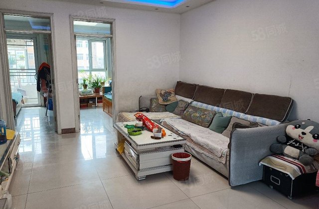 星光水晶丽城(东区) 购物方便 医疗配套成熟 楼龄新 有电梯