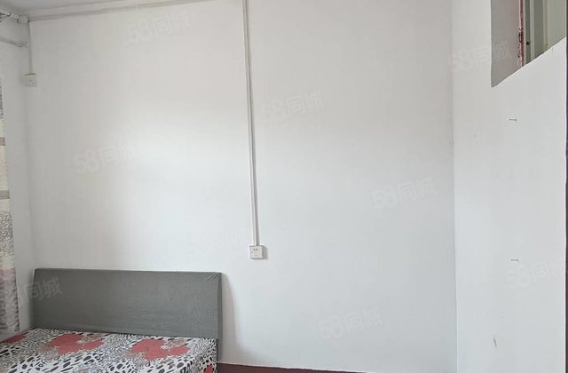 房东昌中学！国棉厂北苑两室！送储藏室！免大税！