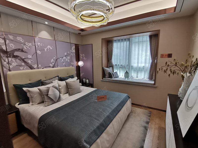 恒泰悦珑府9层电梯洋房 可做四室