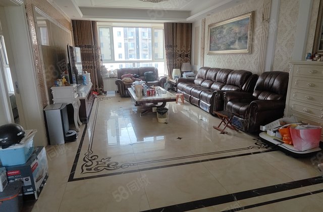 新出 电梯洋房 大平层 四室双卫 双车位 储藏室 龙湾二期