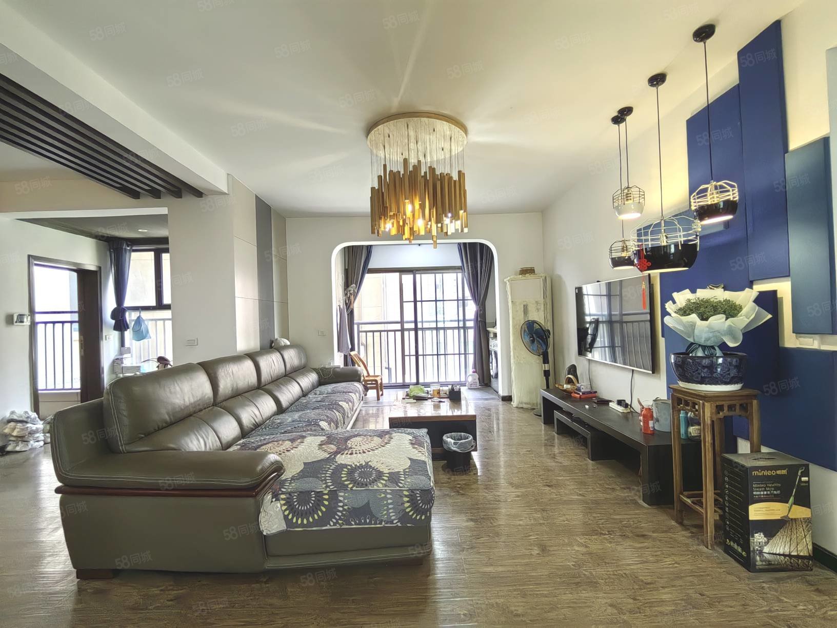 和昌国际城二期3室2厅2卫118㎡南北87万