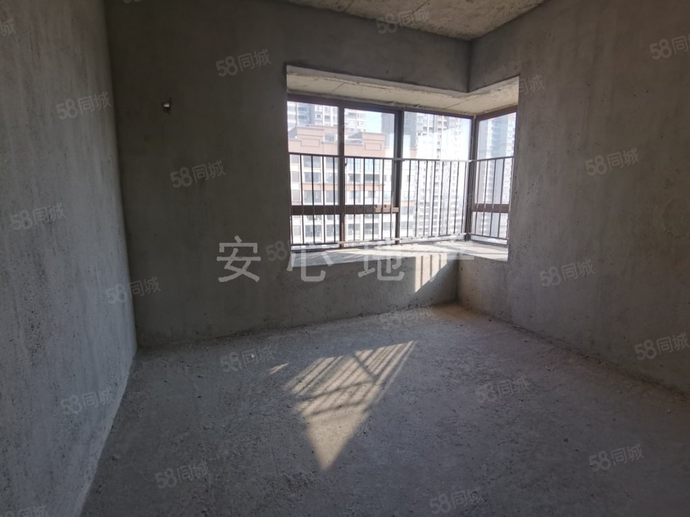 香园丽舍3室2厅2卫114㎡南北58.8万