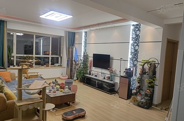 沿湖城尚水湾3室2厅130㎡115万二手房图片