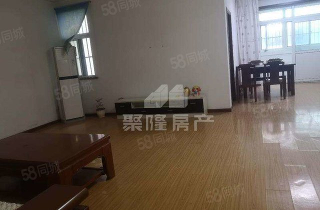 南北通透 医疗配套成熟 满二 得房率高 购物方便 精装修