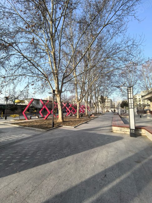 麗景馨居1室1廳1衛(wèi)68.26㎡東南339萬