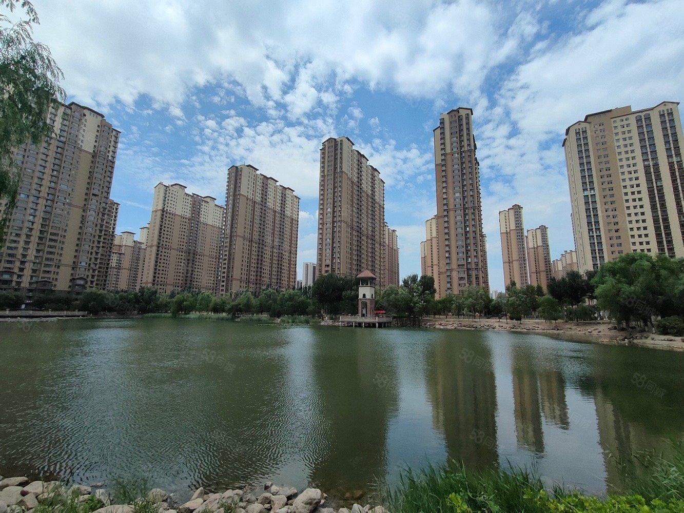 南北通透 南北双阳台 精装两居 观景房,兰亭御湖城东区-太原58同城