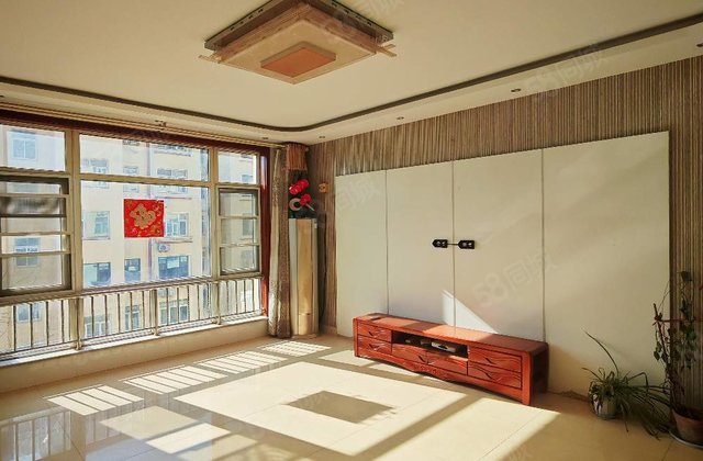 名人苑一期 中层 电梯洋房 双明卫 教育生活配套齐全