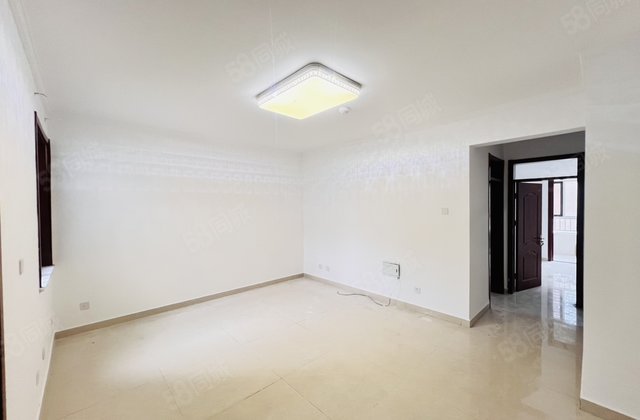 星光郡园 御景王宅商品房 三居室 双卫 带车位储藏室 免大税