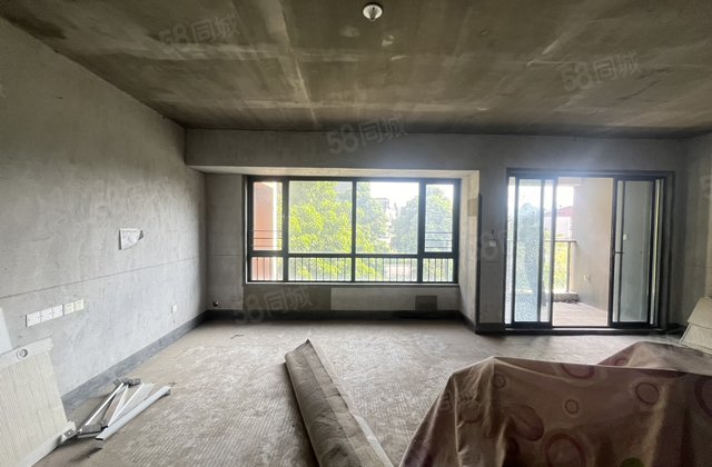 荣和林溪府琴潭里3室2厅115㎡89.8万二手房图片