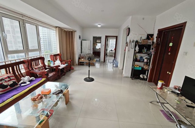 电大 阿卡大边户 免大税带大储藏室 房东置换急售 价格可议