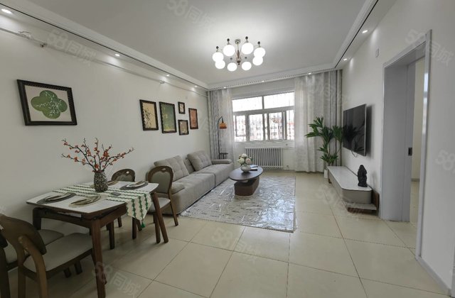 高楼层采光充足 医疗配套成熟 商圈成熟 正规商品房