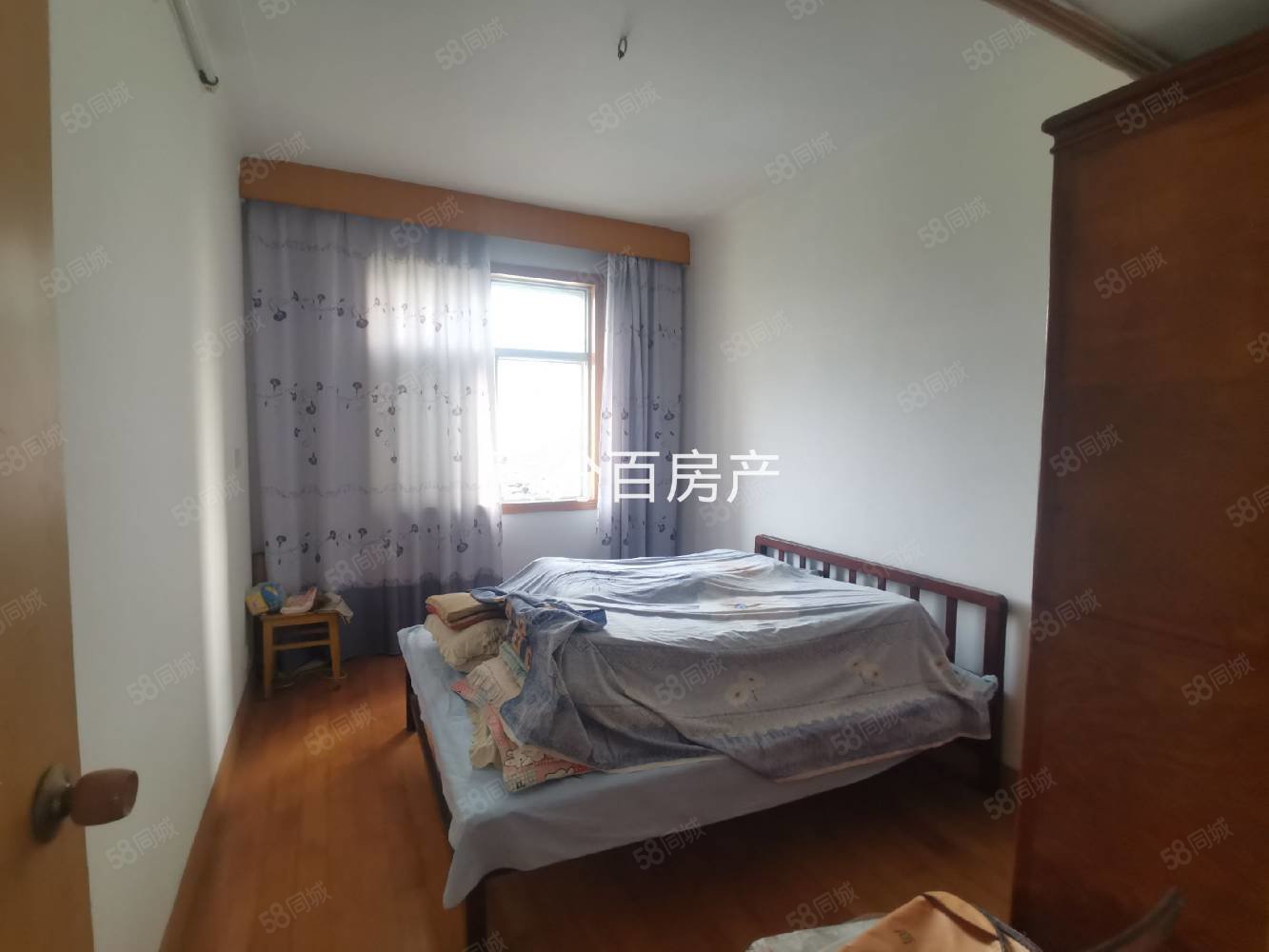 金凤苑3室2厅1卫97㎡南北38万