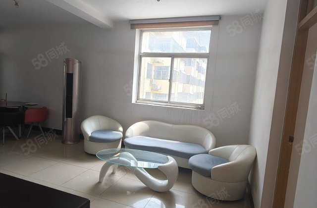 急售七中附近，单价4600，中间楼层，随时看房。