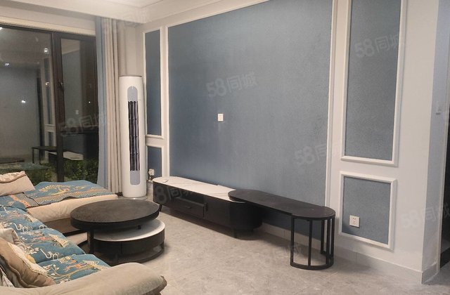 百合新城锦兰园精装修元宝户型孝心一楼送储藏室，