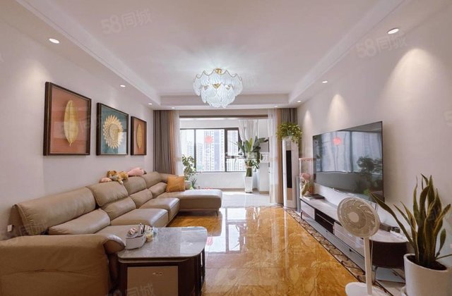 开发区，国岳府，  楼层，精装，全明格局，看房方便，价格美丽