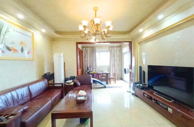 银翔翡翠谷A组团4室2厅138㎡118万二手房图片