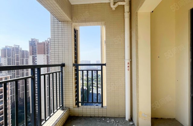 银豪富隆湾3室2厅88.77㎡59.8万二手房图片