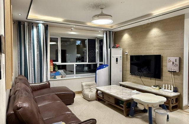 急售 龙房二期电梯洋房198  双车位 精装修 看房方便