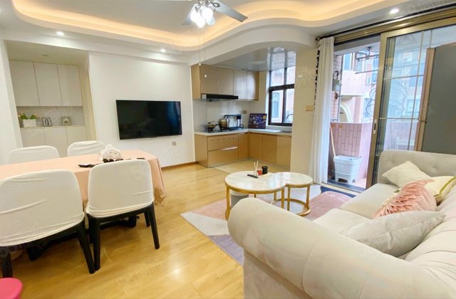 白天鹅花园2室1厅72.82㎡68万二手房图片