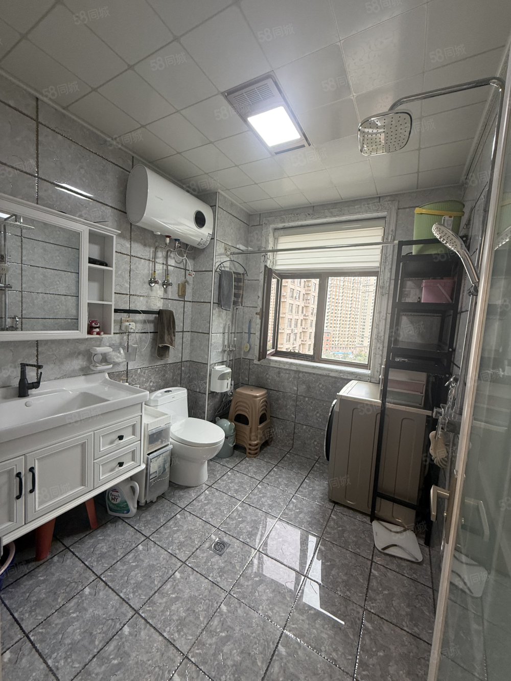 塞纳阳光3室2厅2卫136㎡南北76.5万