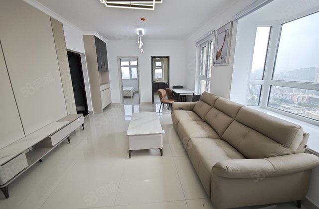 急售！老文轩八中 聊大北邻 精装大三室 电梯东边户 带储藏室