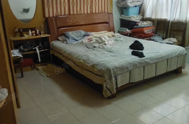 49万老东昌，兴华路  ，翠微苑 大三居，停车方便