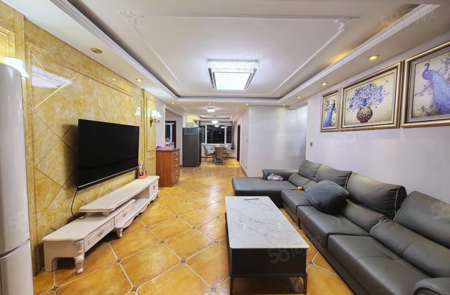 金山壹号3室2厅128㎡75万二手房图片