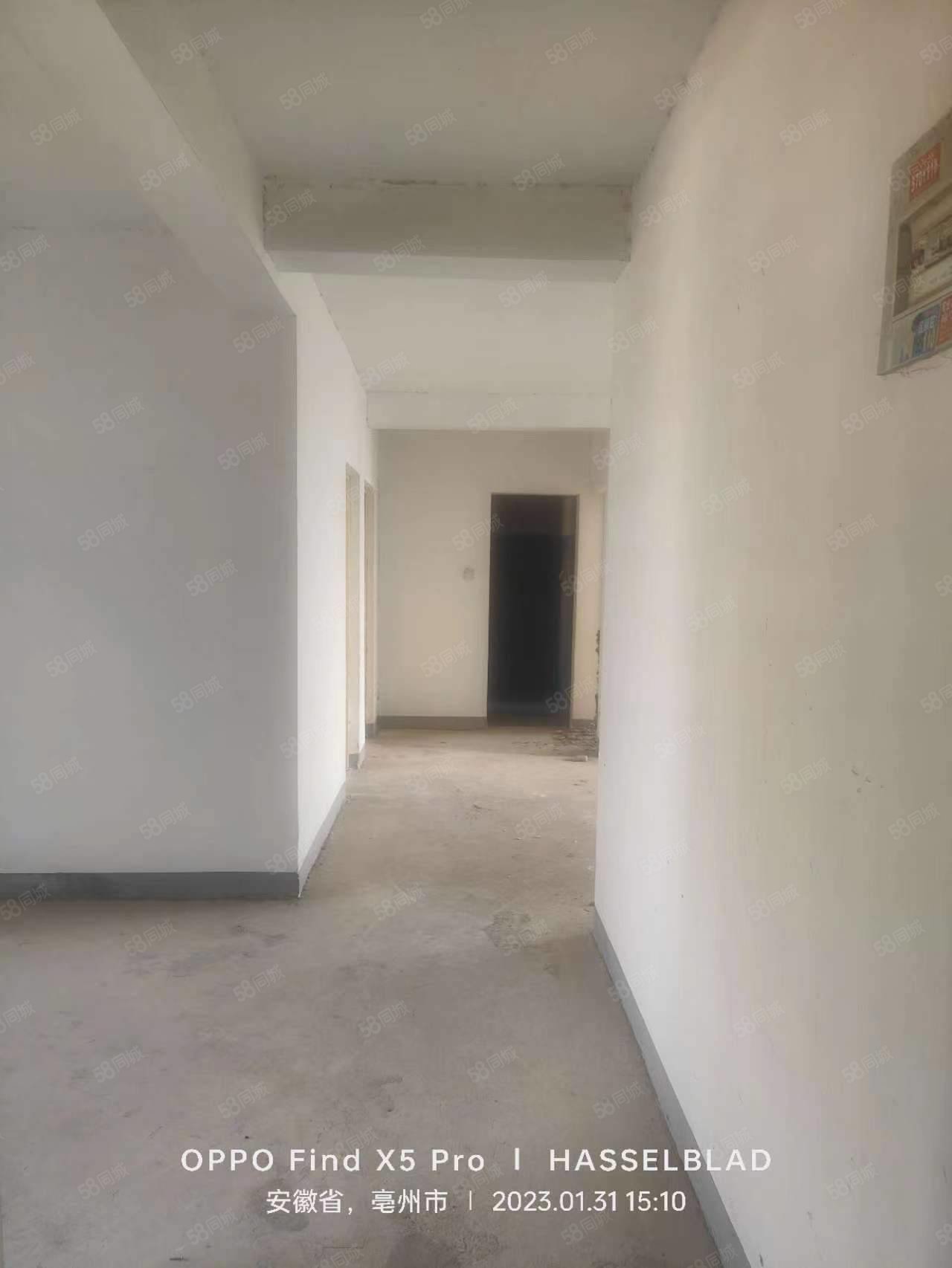 秀水佳苑3室2厅1卫121.6㎡南32万