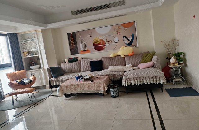 江南锦园3室1厅141㎡136万二手房图片