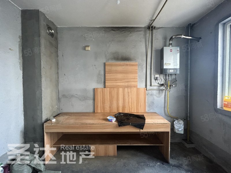 联谊南园联泰苑3室2厅1卫128㎡南北120万