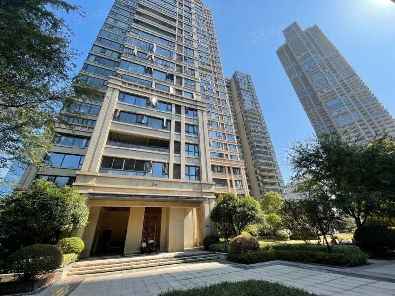 中建江山壹号 一线江景4房 正对橘子洲头湘江 近地铁口,中建江山壹号