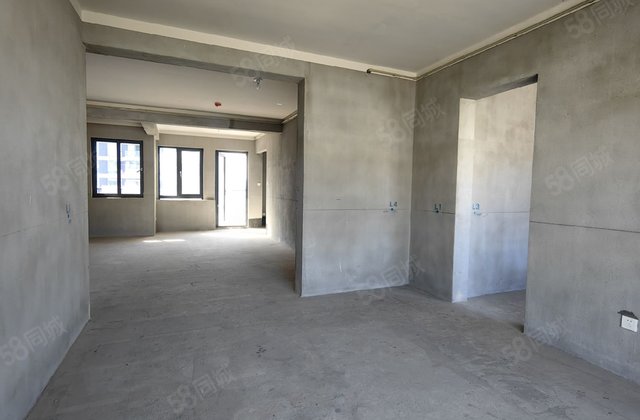 杨帆龙悦3室2厅122㎡149.9万二手房图片