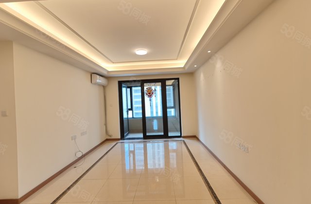 房东急售 区政府对过 东昌天悦 精装三室 车储齐全 免大税