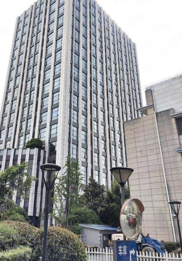 尚光徐汇中心1室2厅1卫66㎡东北450万