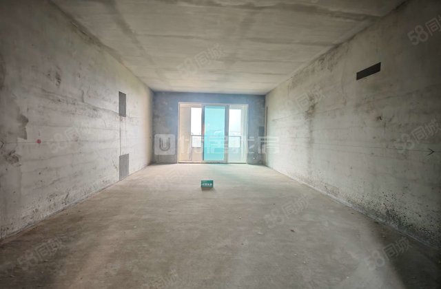 智禧湾4室2厅145.76㎡118万二手房图片