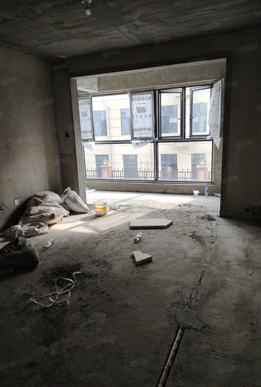 建投金桂湾3室2厅2卫123㎡南68万